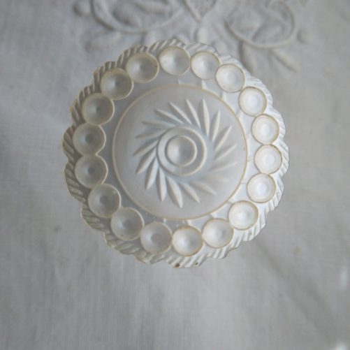 Mother of pearl reel holder