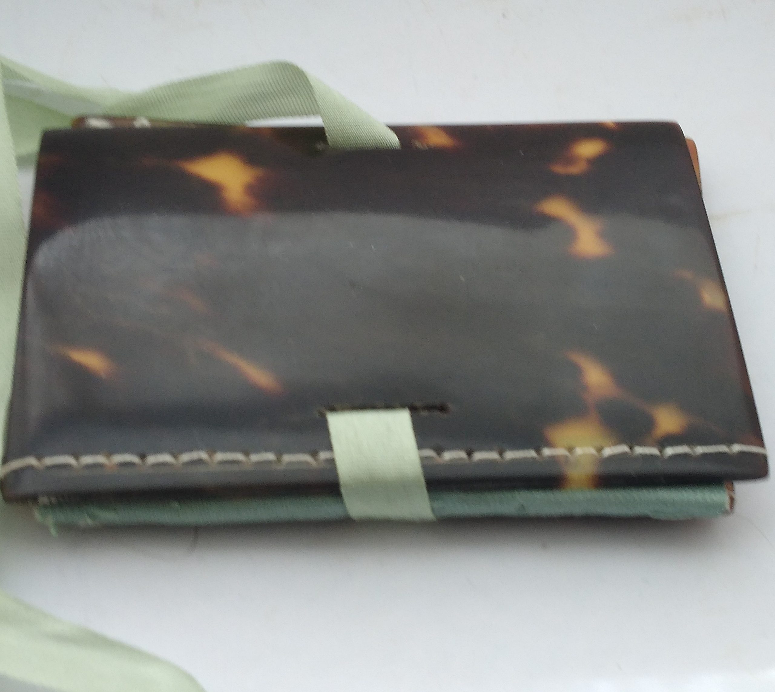Antique tortoiseshell needle book, silver inlay - Image 5