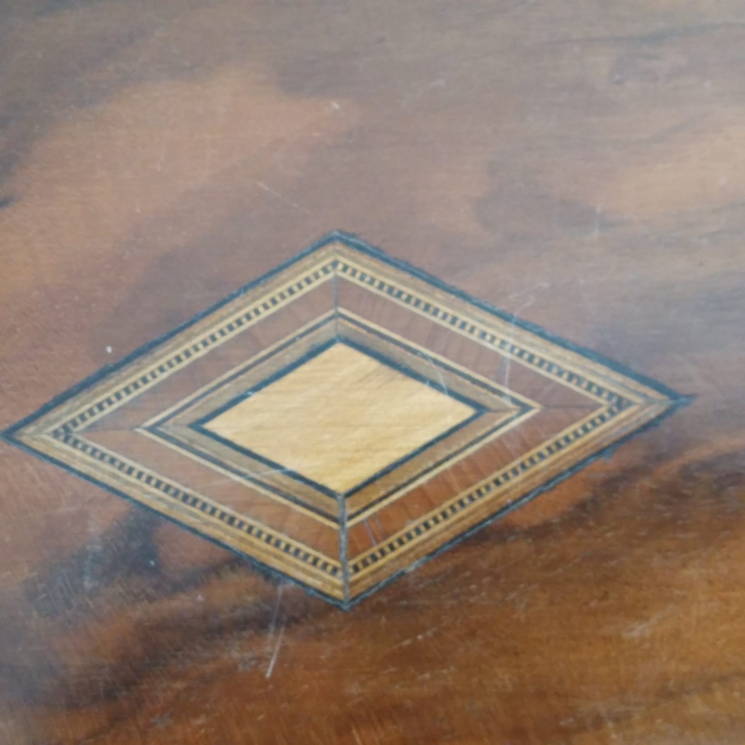 Victorian walnut sewing and jewellery box - Image 4