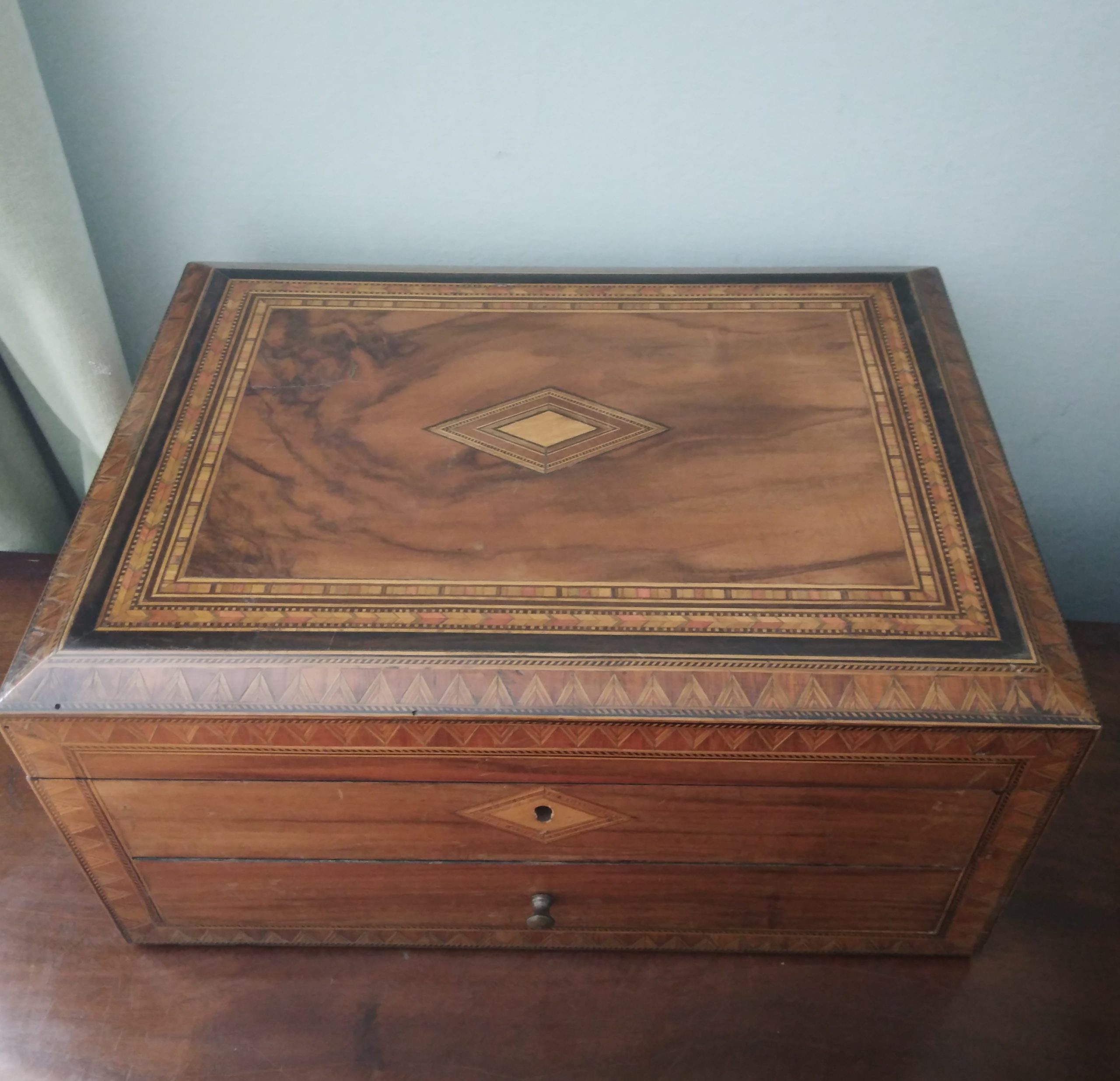 Victorian walnut sewing and jewellery box