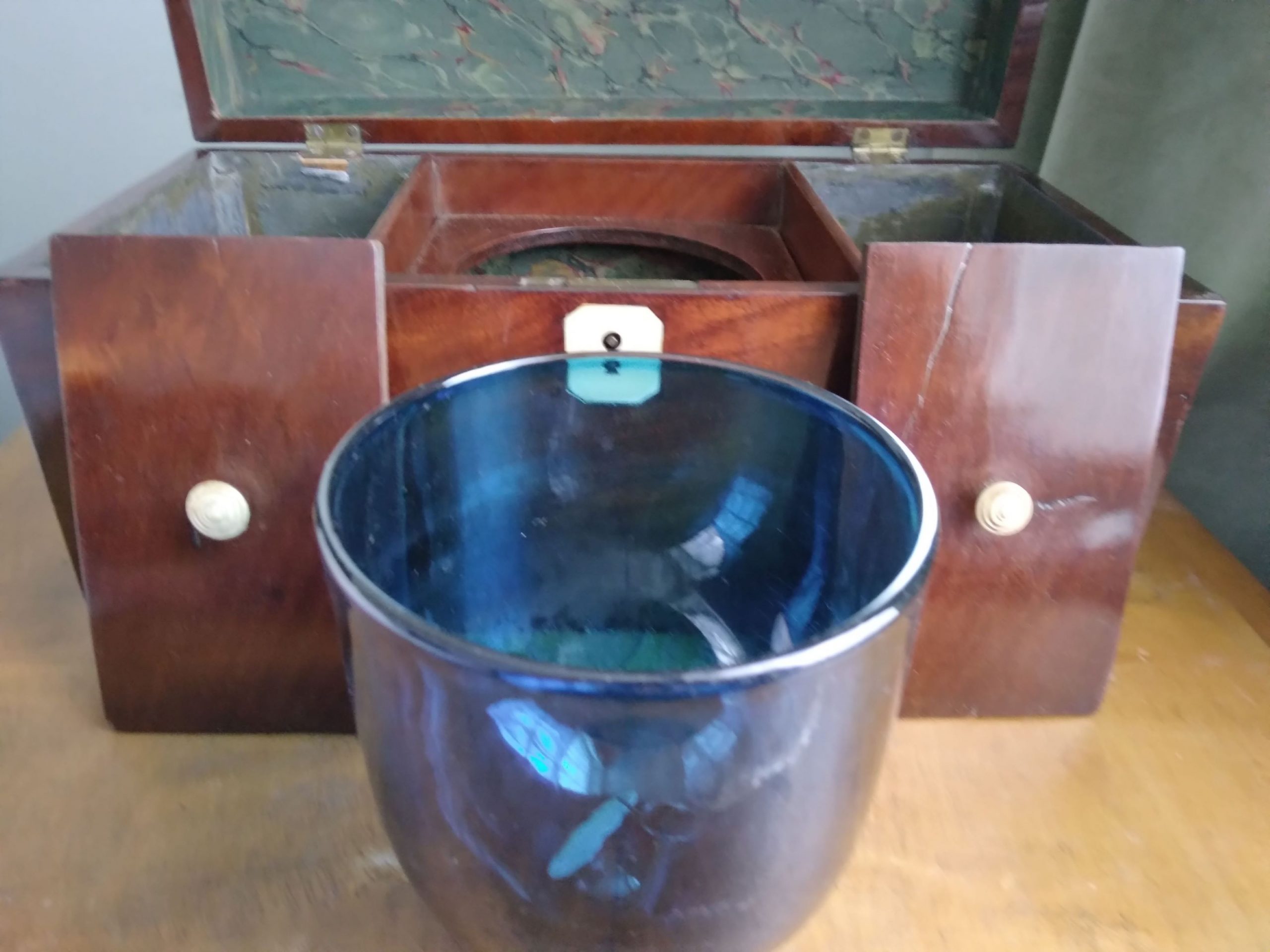 George III mahogany tea caddy - Image 6