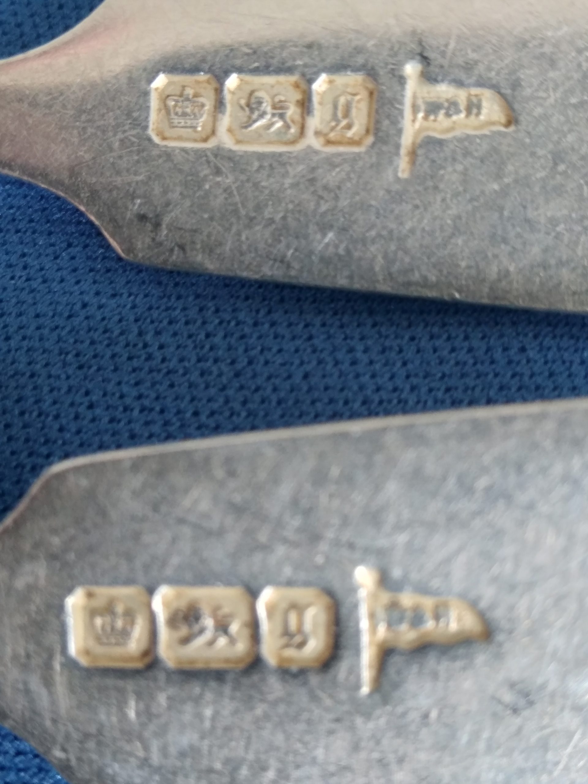 Silver teaspoons, Walker & Hall 1899 - Image 4