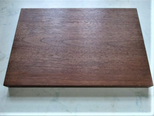 Wiltshire walnut chopping board - Image 4
