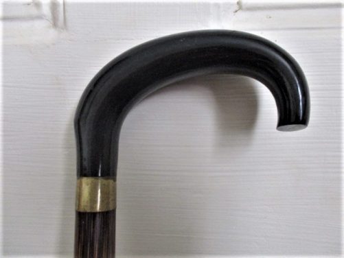 Horn and palm wood walking cane