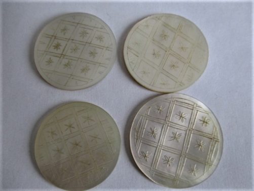 Chinese mother of pearl counters - Rod Naylors Antique Restoration