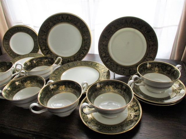 Wedgwood Florentine green arras W4170 china - Image 2