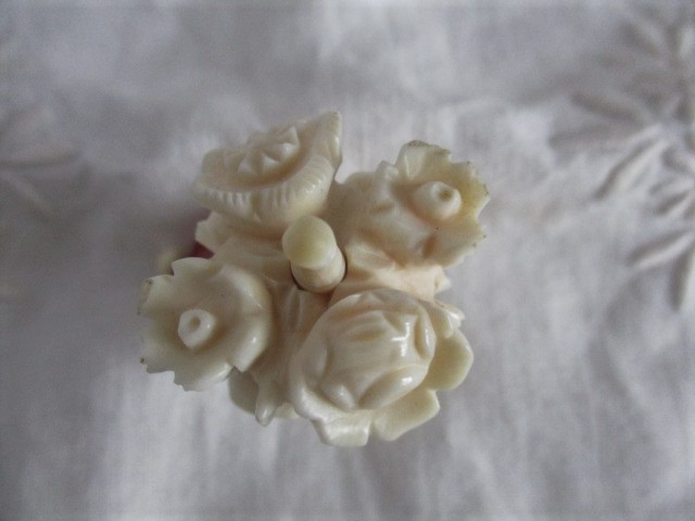 Floral basket tape measure - Image 2