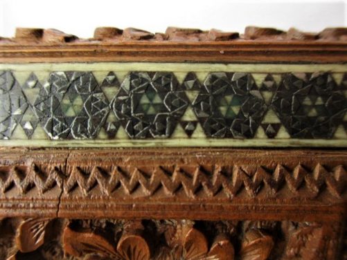 Indian carved card case - Image 3