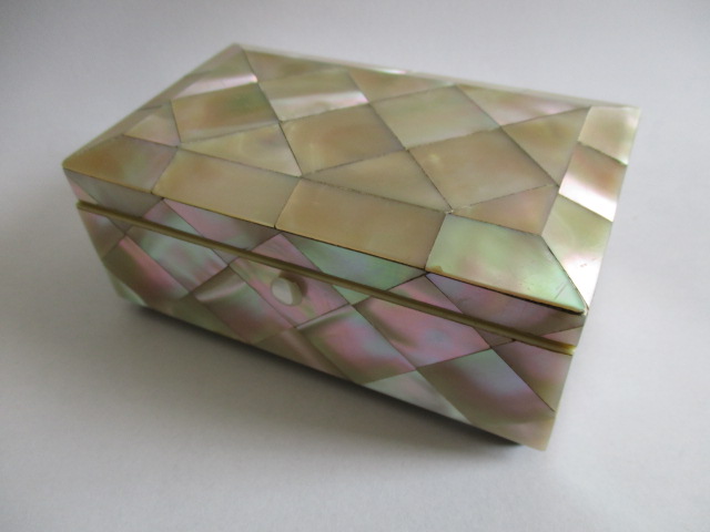 Mother of pearl jewellery box