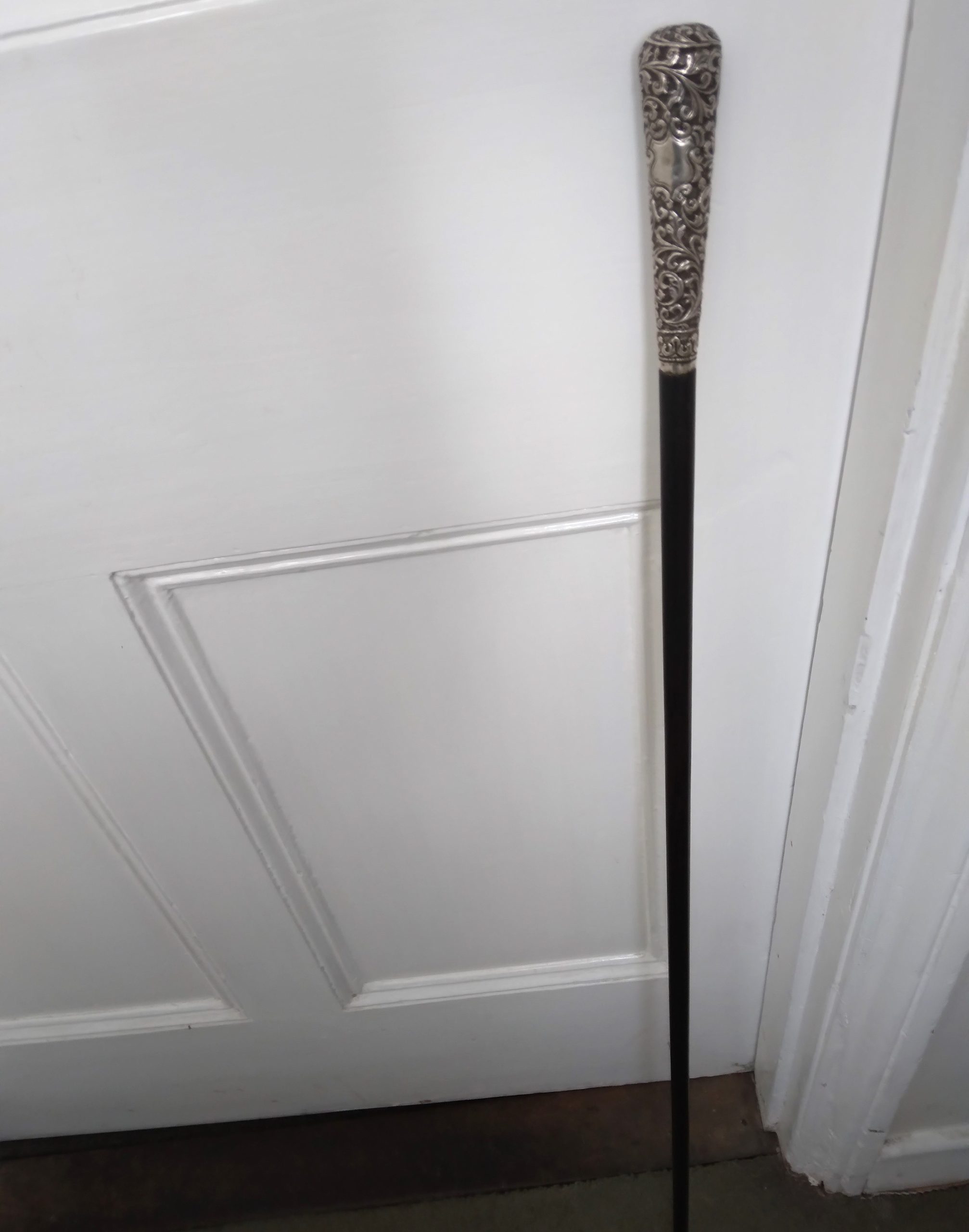 Walking cane with Indian silver handle. - Image 4