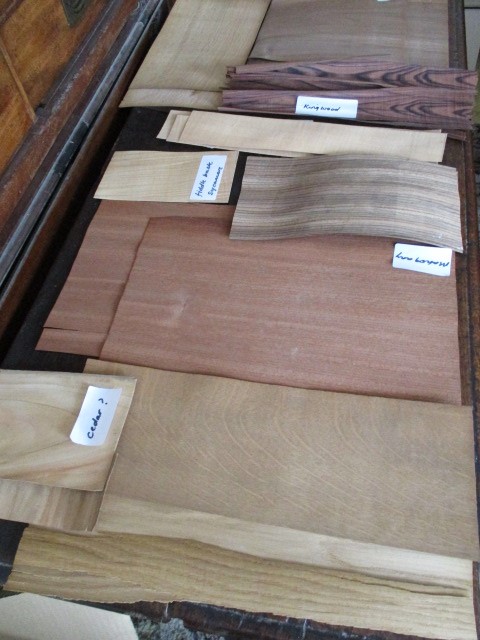 Veneer, assorted knife cut